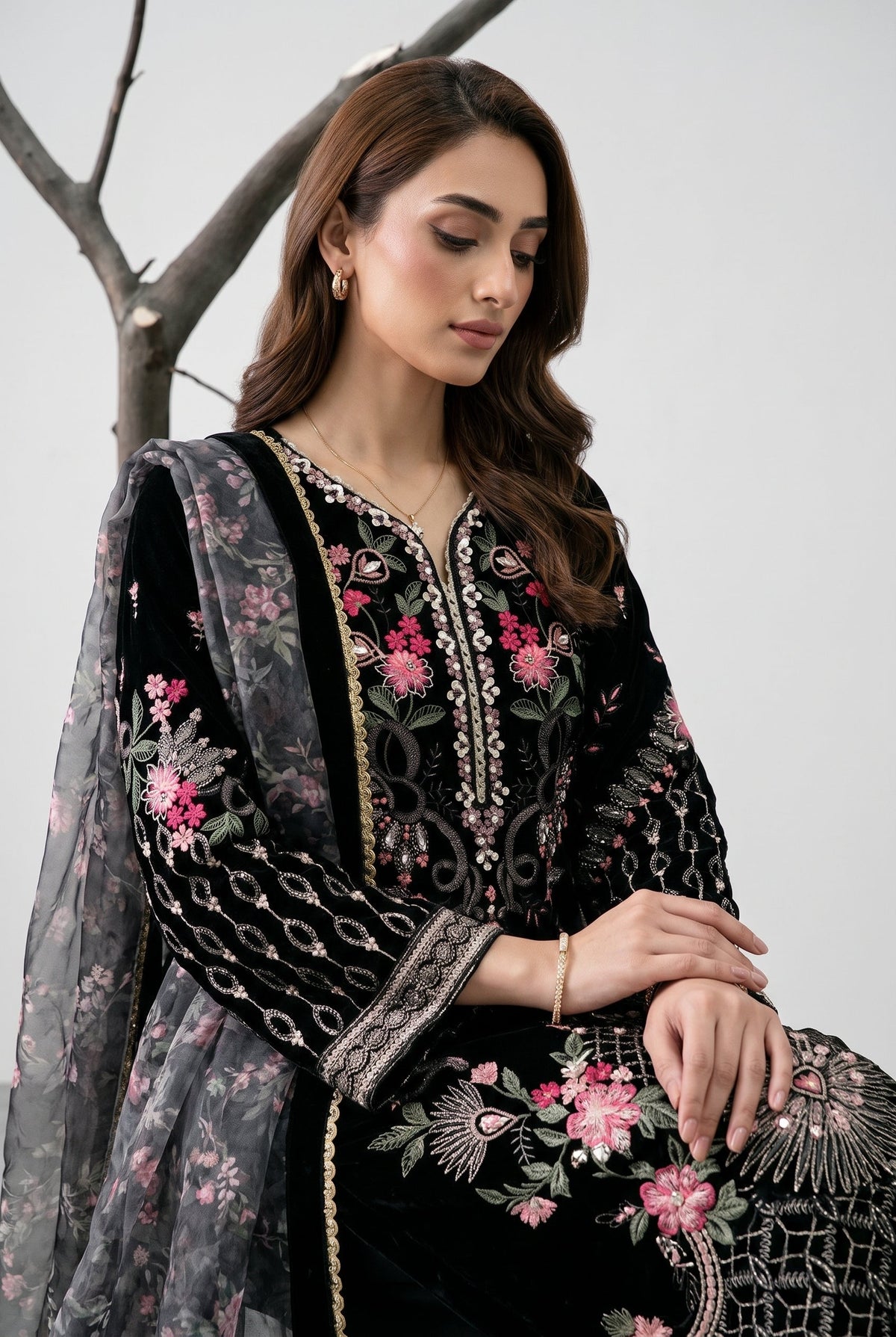 Ladies Black Velvet Salwar Kameez with Pearl Work Online in KSA Riyadh Saudi Arabia Oman Bahrain Qatar