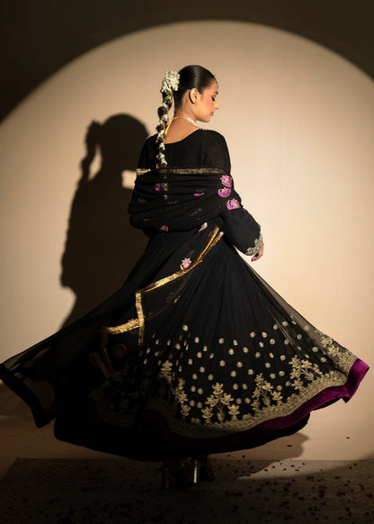 Black Chiffon Pishwas with Golden Tilla Work Online in Dubai UAE Abudhabi Ajman Sharjah