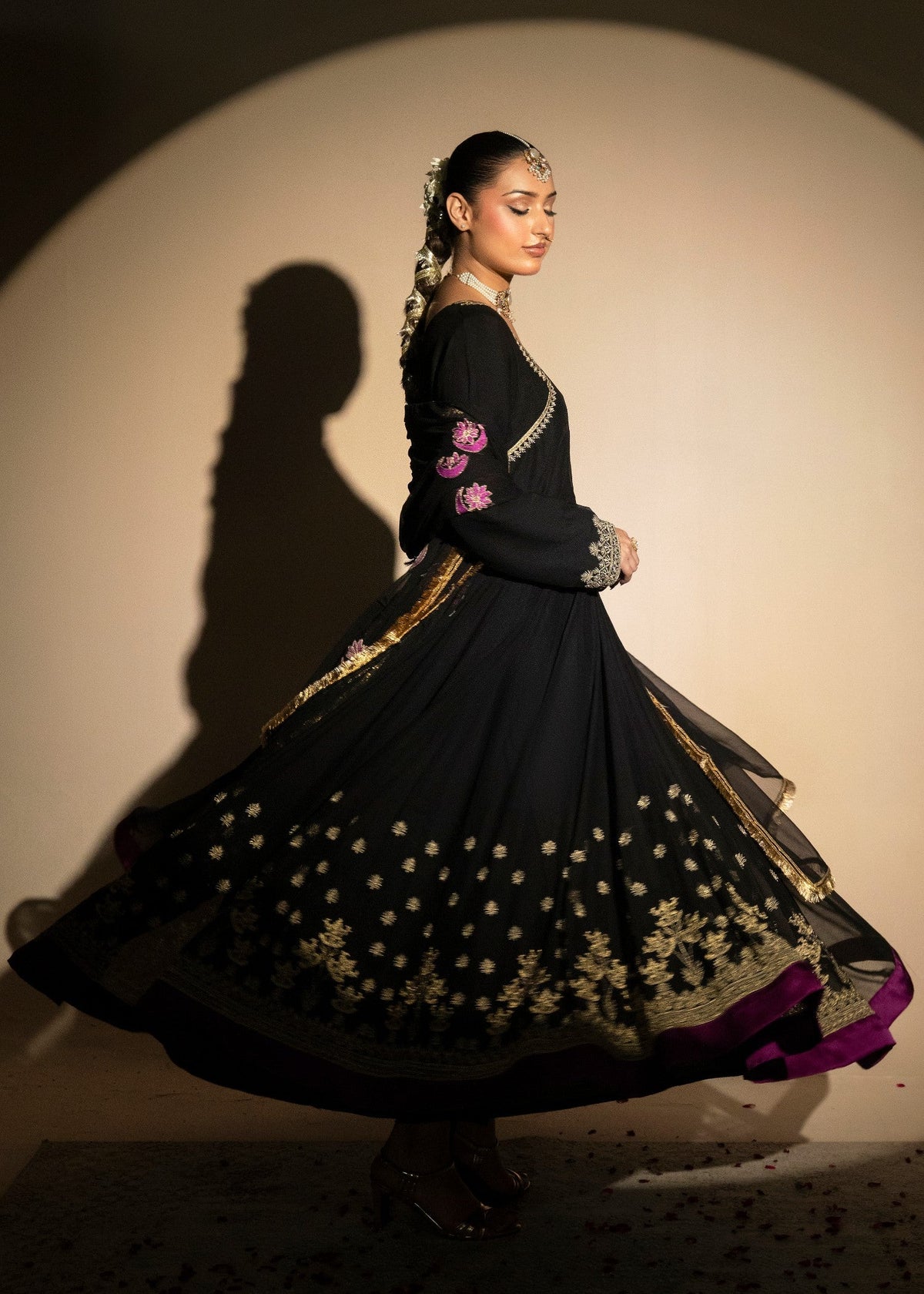 Festive Black Embroidered Chiffon Pishwas Online in Dubai DXB UAE Abudhabi Meena Bazaar