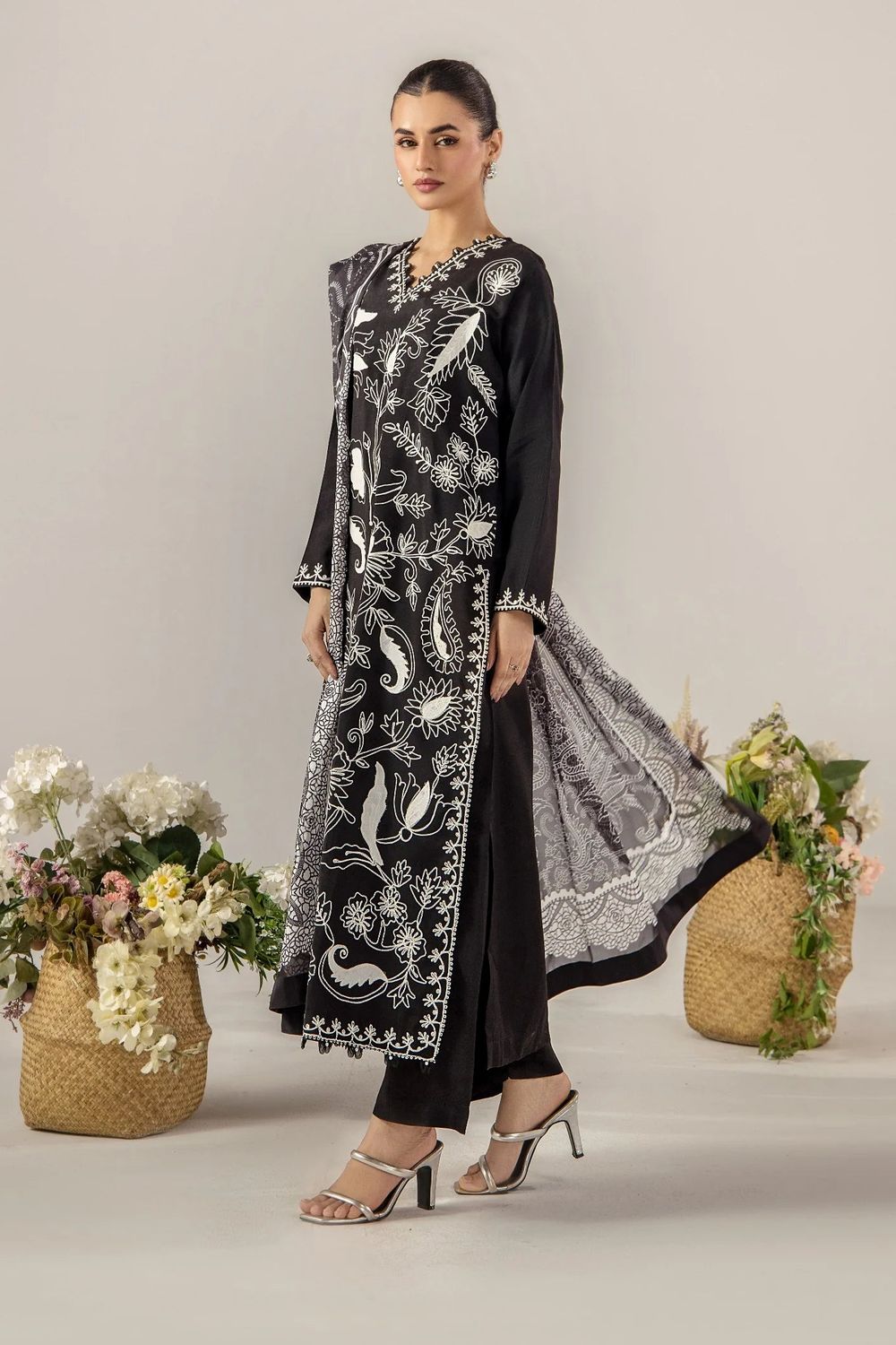 Black Embroidered Silk Pakistani Suit Online in Dubai UAE Abudhabi Ajman Sharjah