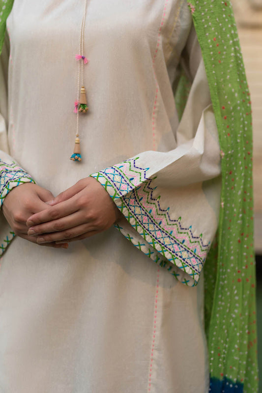 Readymade Off White Kurta Set with Chunri Dupatta