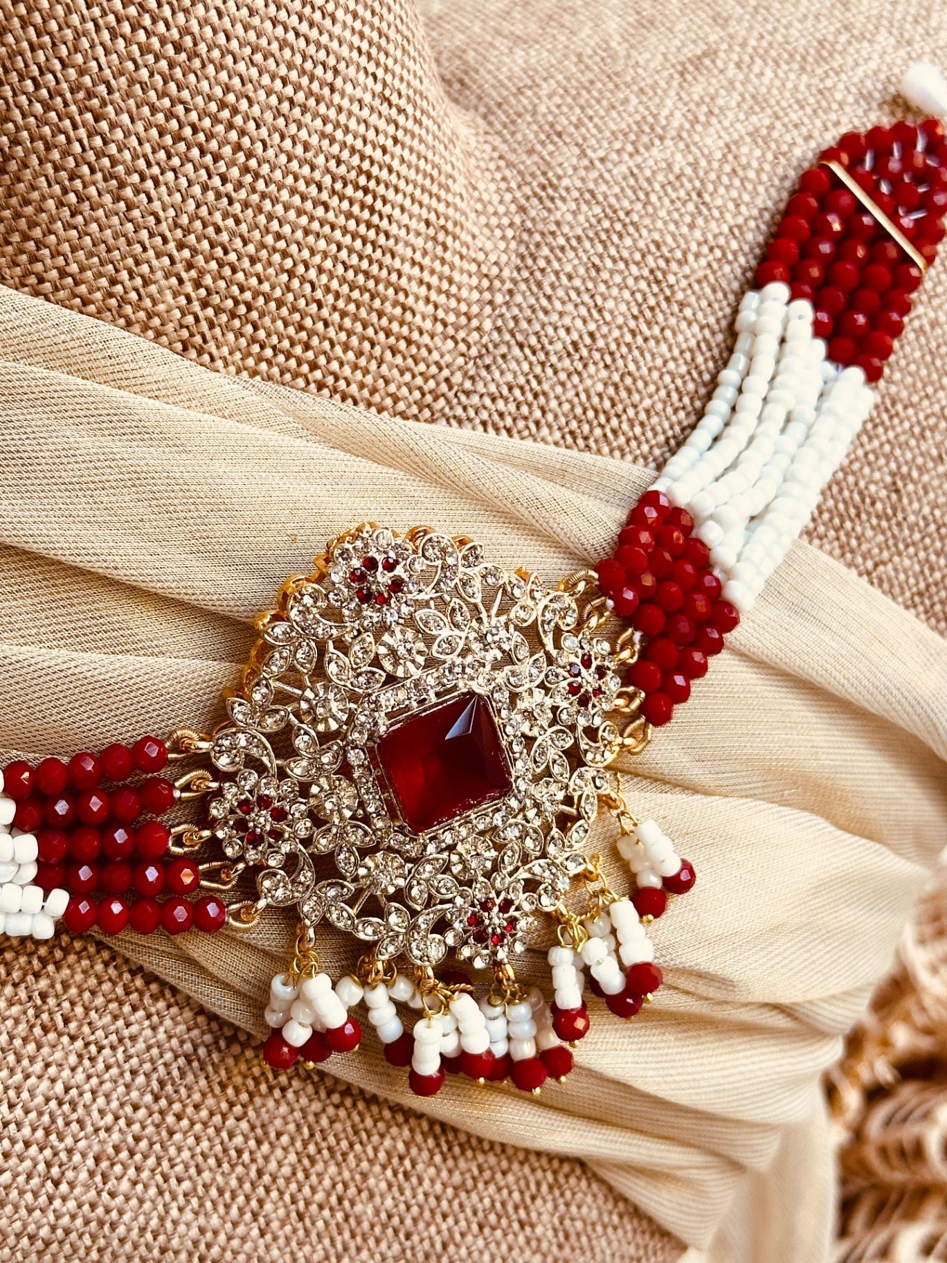 Red Bridal Choker Necklace Set Online in KSA Riyadh Saudi Arabia Oman Bahrain Qatar