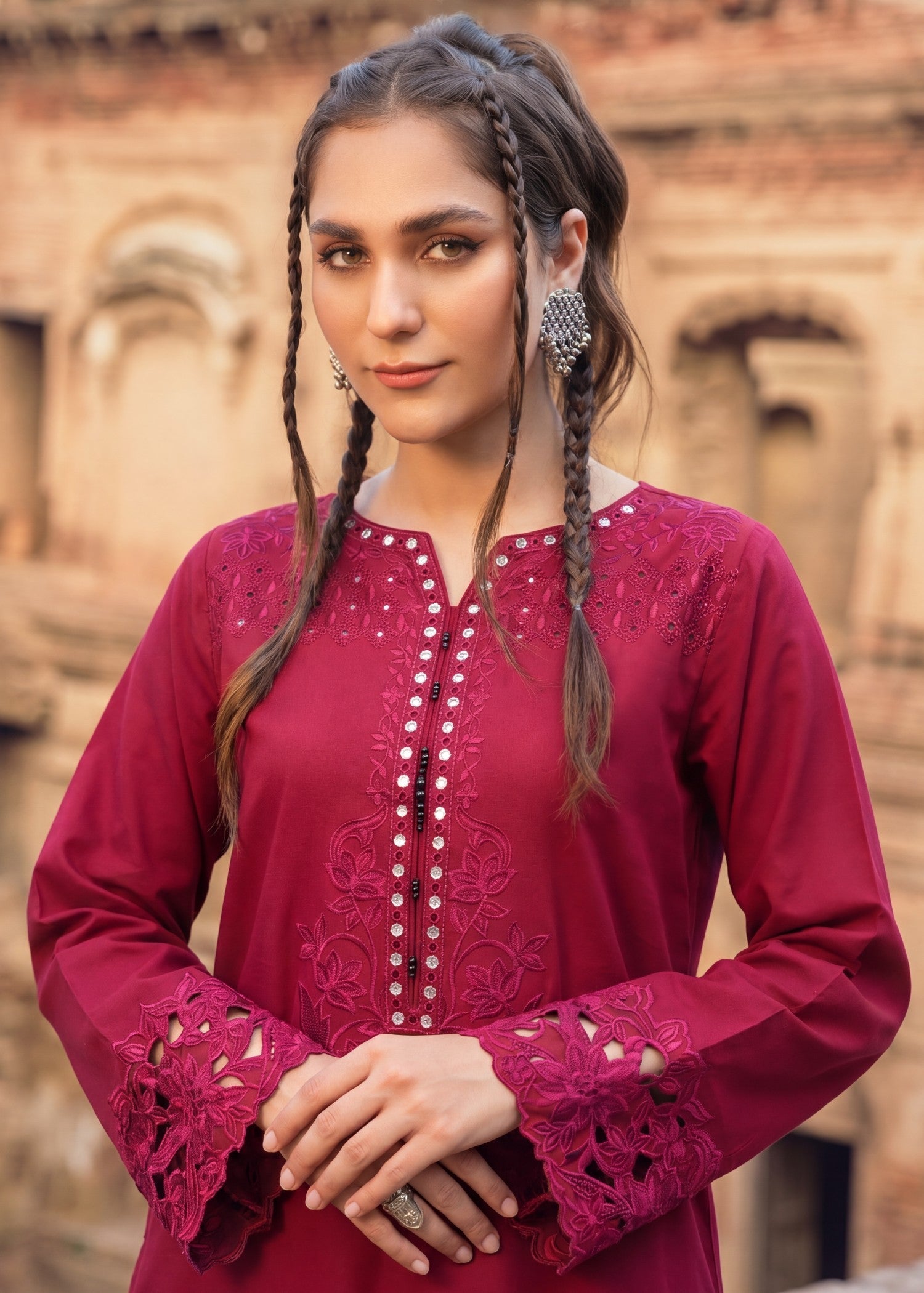 Red Embroidered Daily Wear Kurta Set Online in Dubai UAE Abudhabi Ajman Sharjah