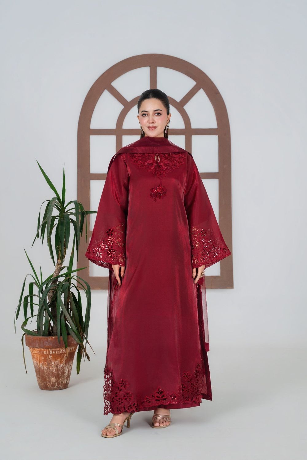 Red Embroidered Silk Straight Kurta Suit Online in Dubai UAE Abudhabi Ajman Sharjah