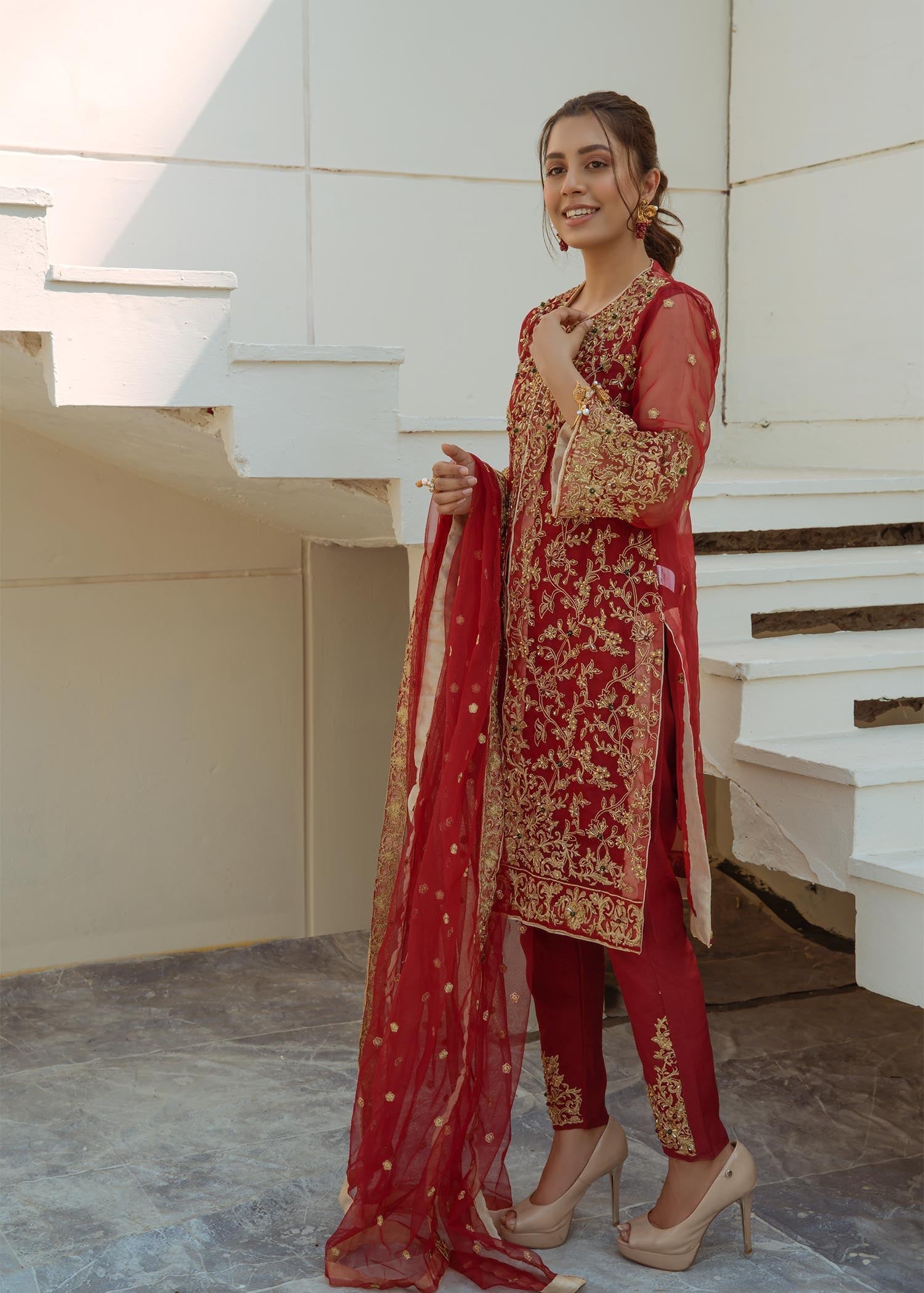 Red Organza Raw Silk Festive Salwar Kameez Online in KSA Riyadh Saudi Arabia Oman Bahrain Qatar