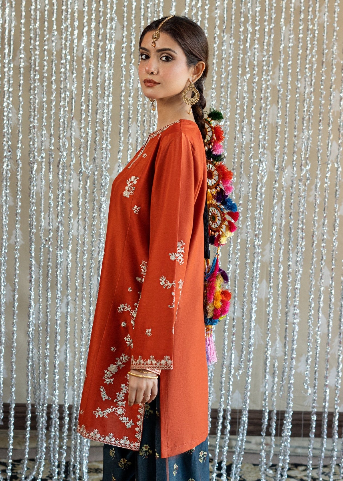 Rust Orange Embroidered Kurta Set Online in KSA Riyadh Saudi Arabia Oman Bahrain Qatar