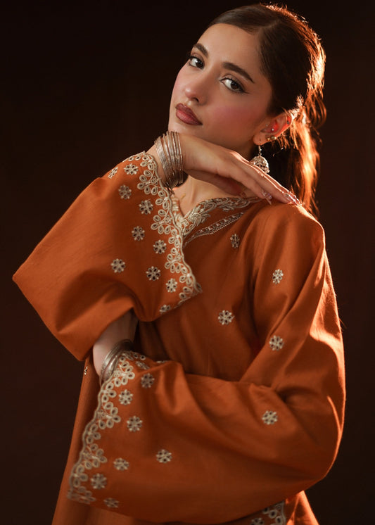 Rust Orange Slub Khaddar Chikankari Embroidered Kurta Set Online in Dubai DXB UAE Abudhabi Meena Bazaar