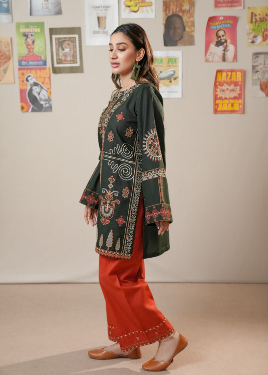 Rust Red Dark Green Khaddar 2 Piece Pakistani Kurta Set Online in KSA Riyadh Saudi Arabia Oman Bahrain Qatar