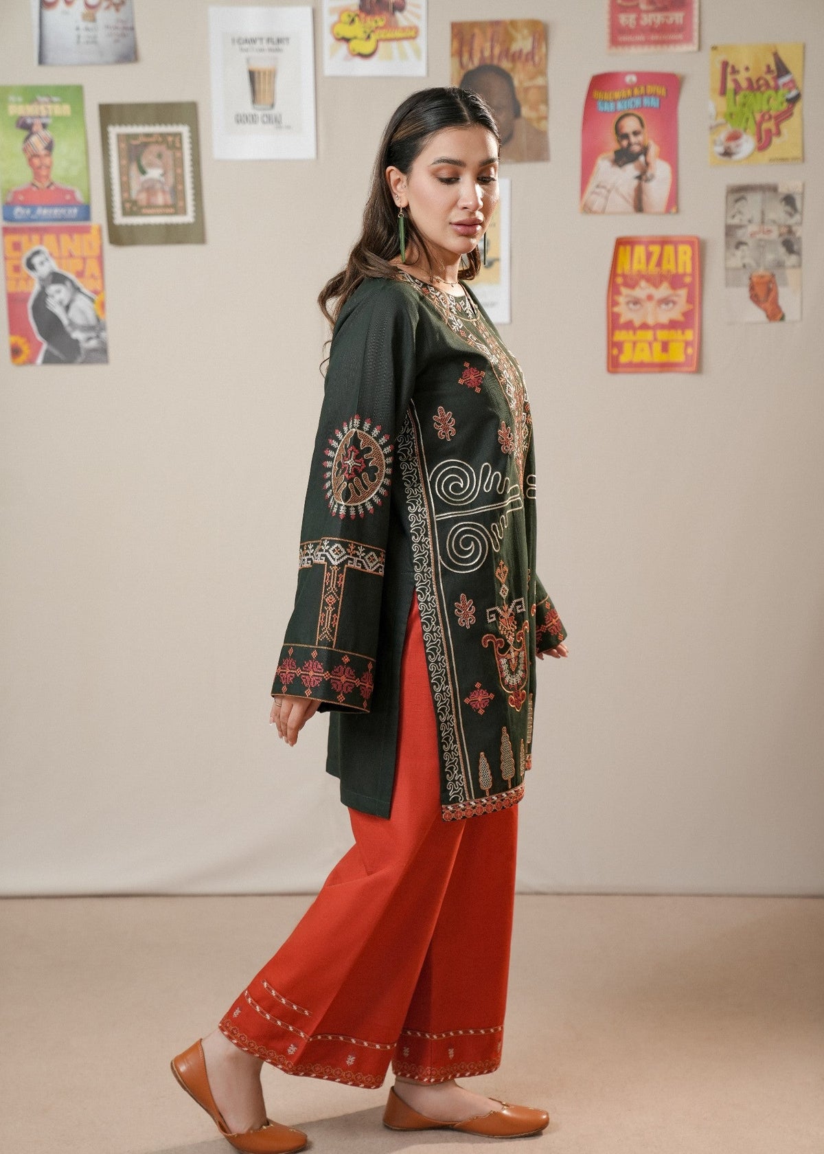Rust Red Dark Green Khaddar Winter Kurta Set Online in UK USA Canada