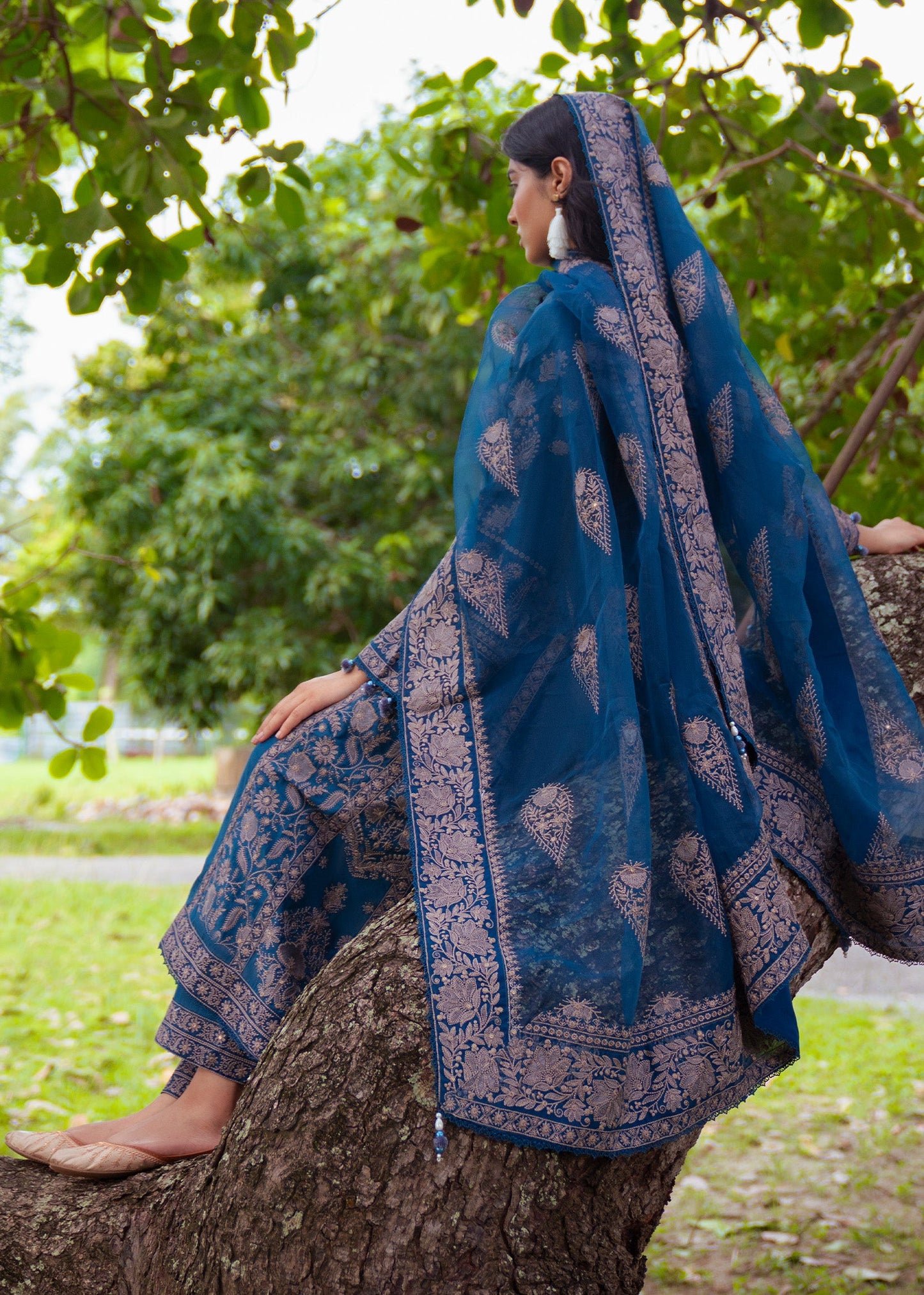 Sapphire Blue Antique Gold Embroidered Lawn Outfit Online in Dubai UAE Abudhabi Ajman Sharjah