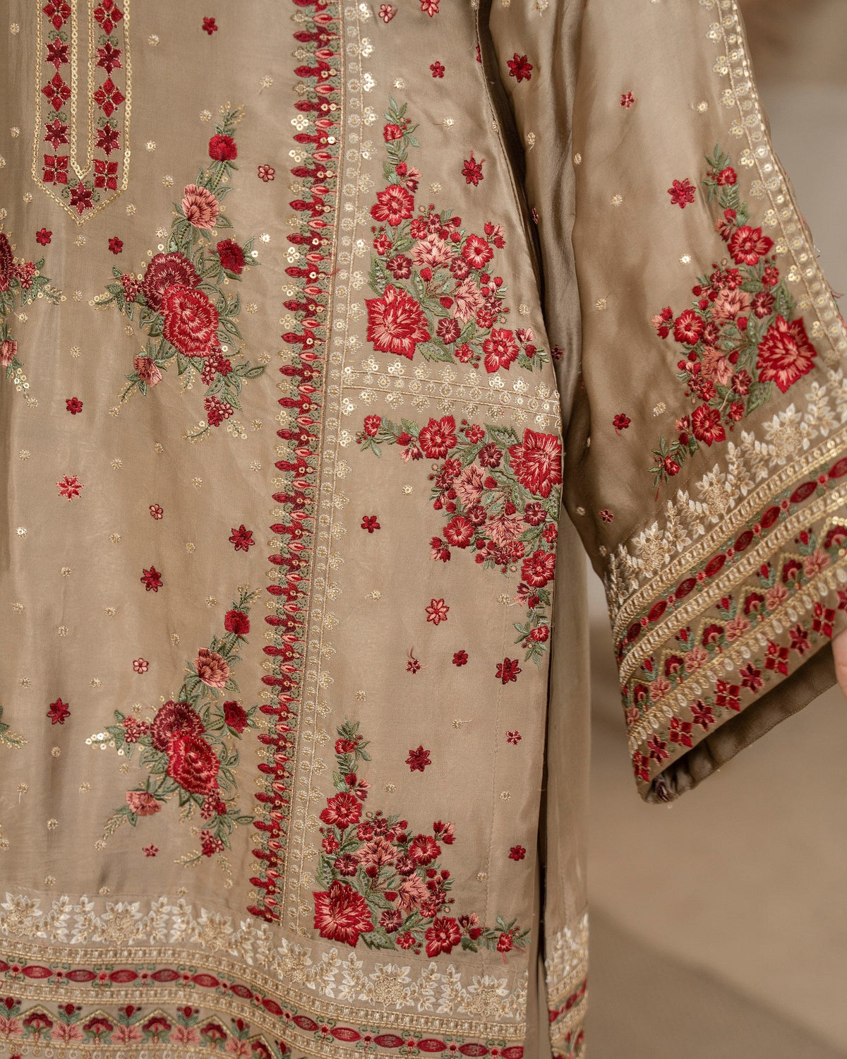 Shamoz Silk Embroidered Shalwar Kameez with Patchwork Dupatta Online in KSA Riyadh Saudi Arabia Oman Bahrain Qatar