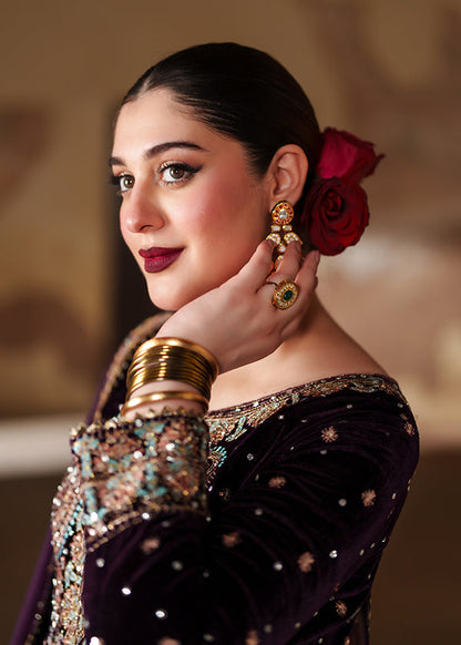 Shop Hand-Embroidered Velvet Wedding Guest Wear Online in Dubai DXB UAE Abudhabi Meena Bazaar