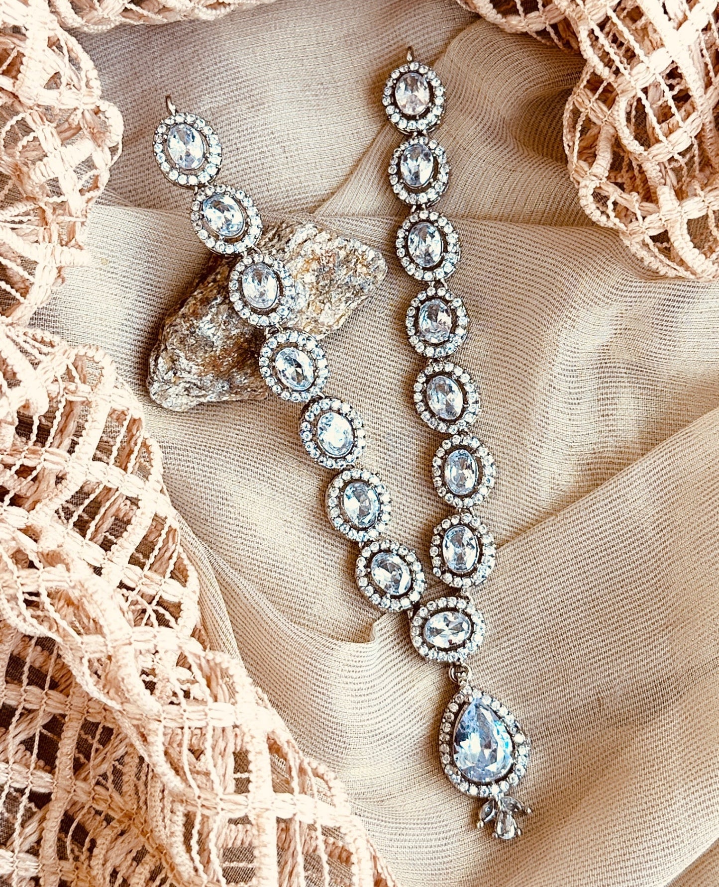 Silver Necklace Set for Women Online in KSA Riyadh Saudi Arabia Oman Bahrain Qatar