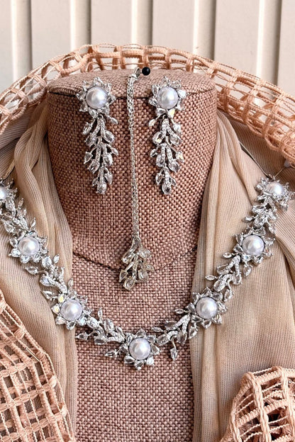 Silver Zircon Stone Work Necklace Set Online in Dubai UAE Abudhabi Ajman Sharjah