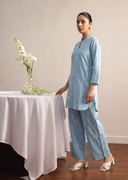 Sky Blue Lawn Embroidered Salwar Kameez Online in KSA Riyadh Saudi Arabia Oman Bahrain Qatar