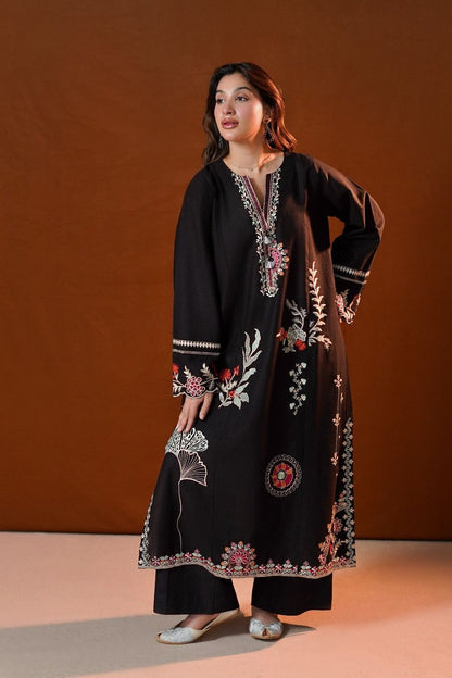 Black Embroidered Slub Khaddar Kurta Set Online in Dubai UAE Abudhabi Ajman Sharjah