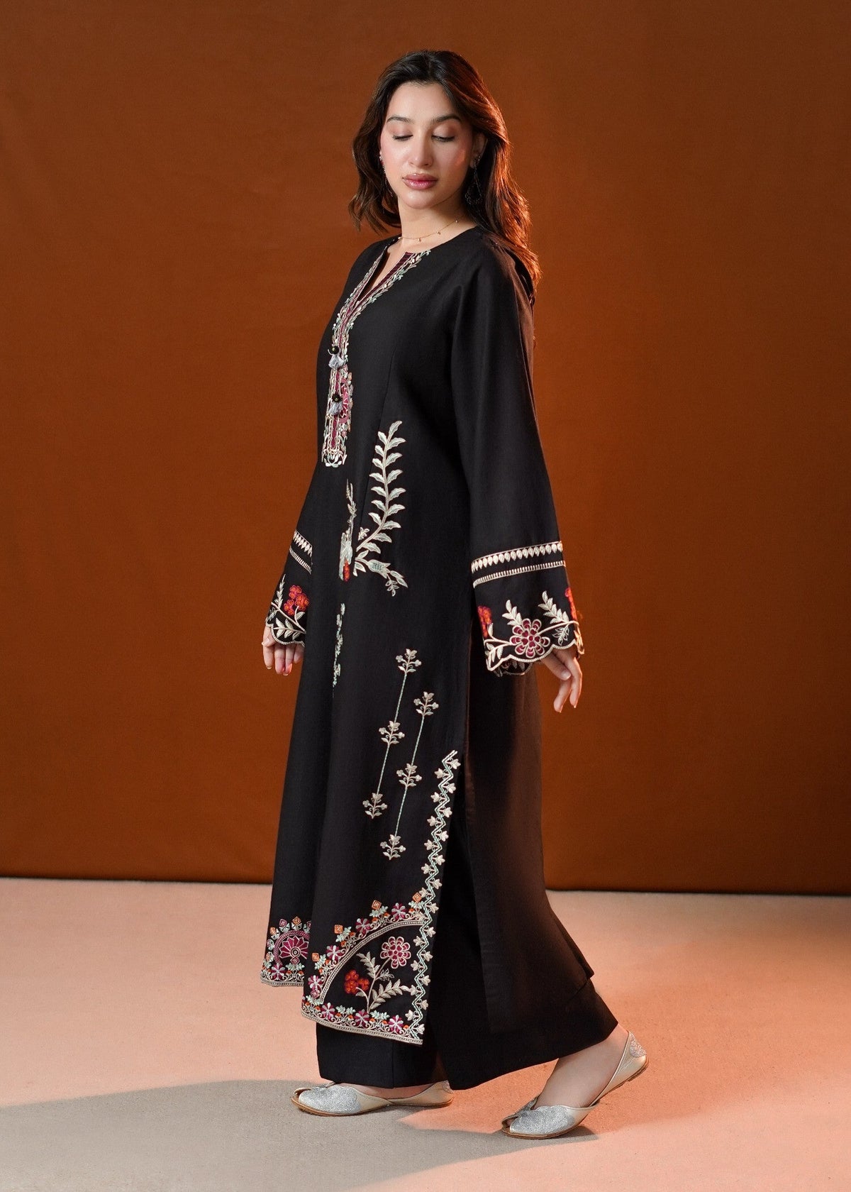 Ladies Black Khaddar Kurta Set Online in KSA Riyadh Saudi Arabia Oman Bahrain Qatar