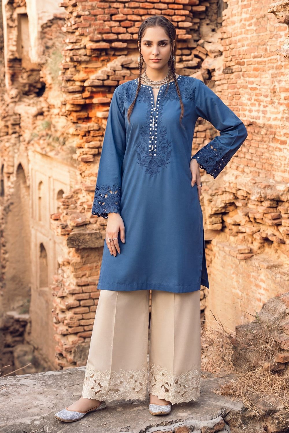 Steel Blue Embroidered Lawn Kurta Set Online in Dubai UAE Abudhabi Ajman Sharjah
