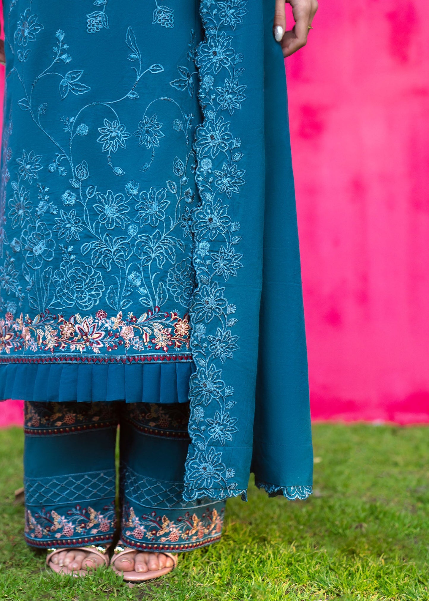 Steel Blue Floral Embroidered Lawn Kurta Suit Online in KSA Riyadh Saudi Arabia Oman Bahrain Qatar