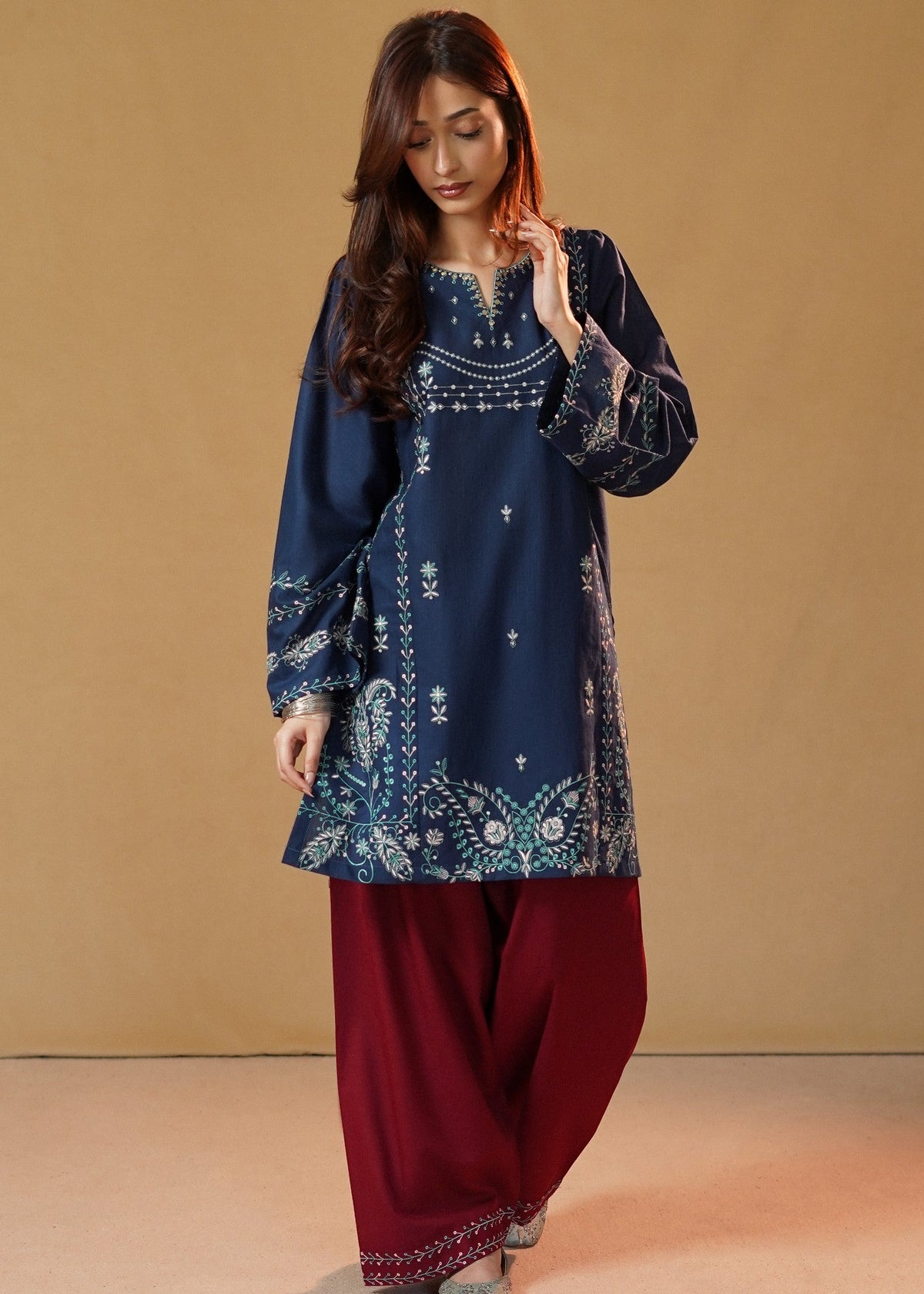 Stitched Winter Kurta Set with Farshi Shalwar Online in KSA Riyadh Saudi Arabia Oman Bahrain Qatar