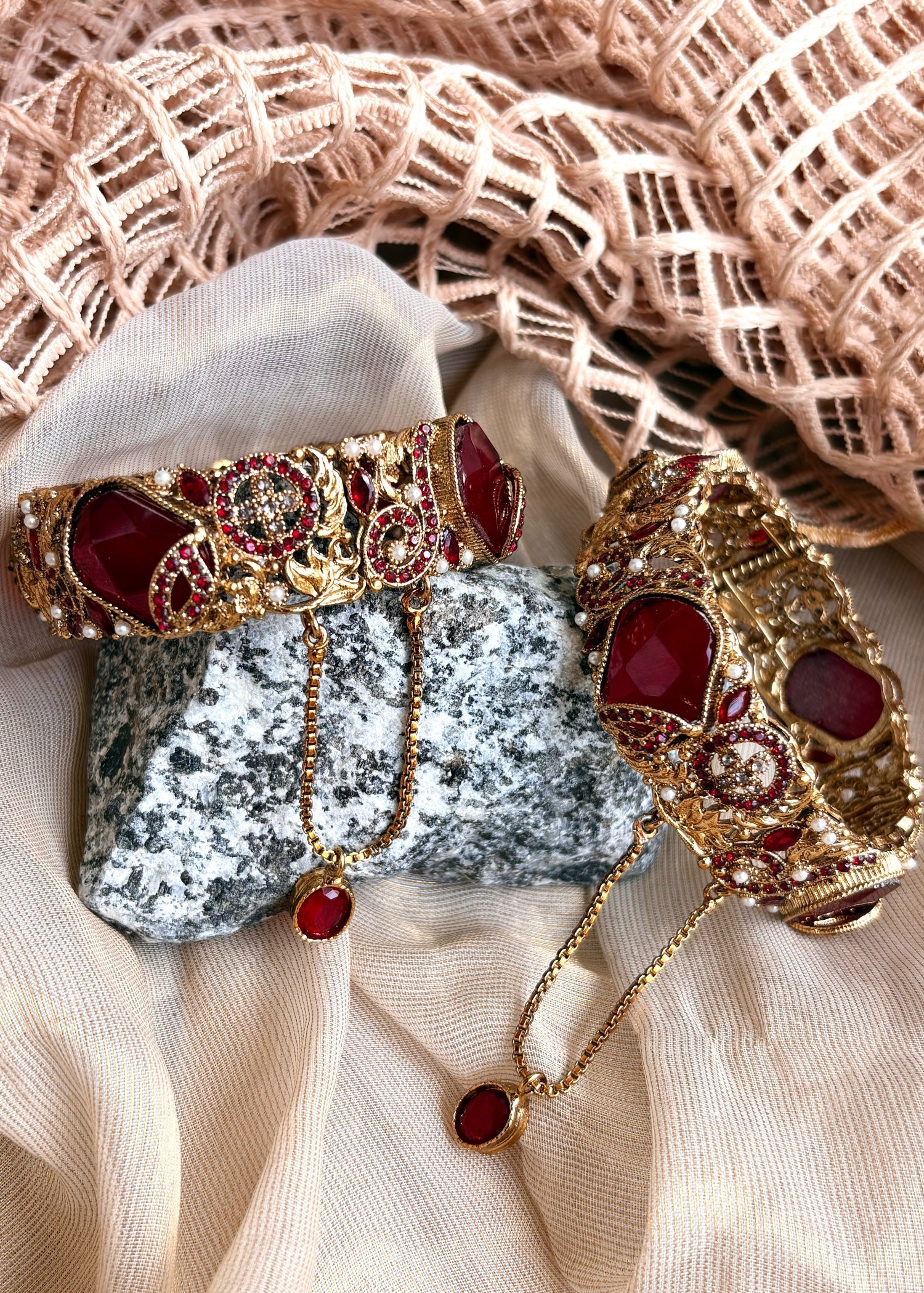 Stone Work Maroon Wedding Bangles Online in KSA Riyadh Saudi Arabia Oman Bahrain Qatar