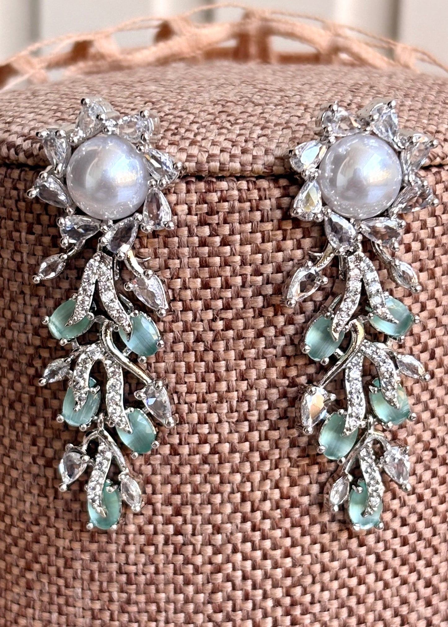 Stone Work Necklace Set in Mint Online in KSA Riyadh Saudi Arabia Oman Bahrain Qatar