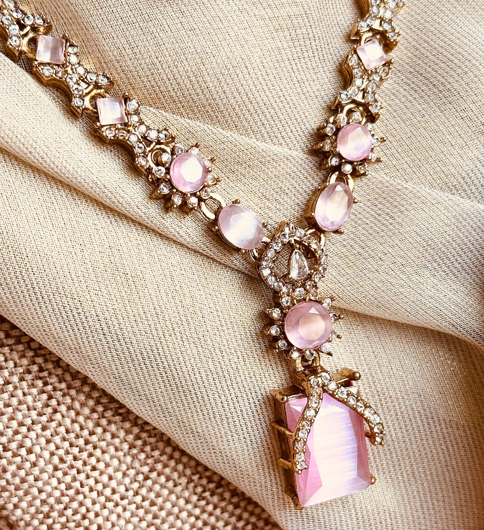 Stone Work Pink Crystal Jewellery Set Online in KSA Riyadh Saudi Arabia Oman Bahrain Qatar