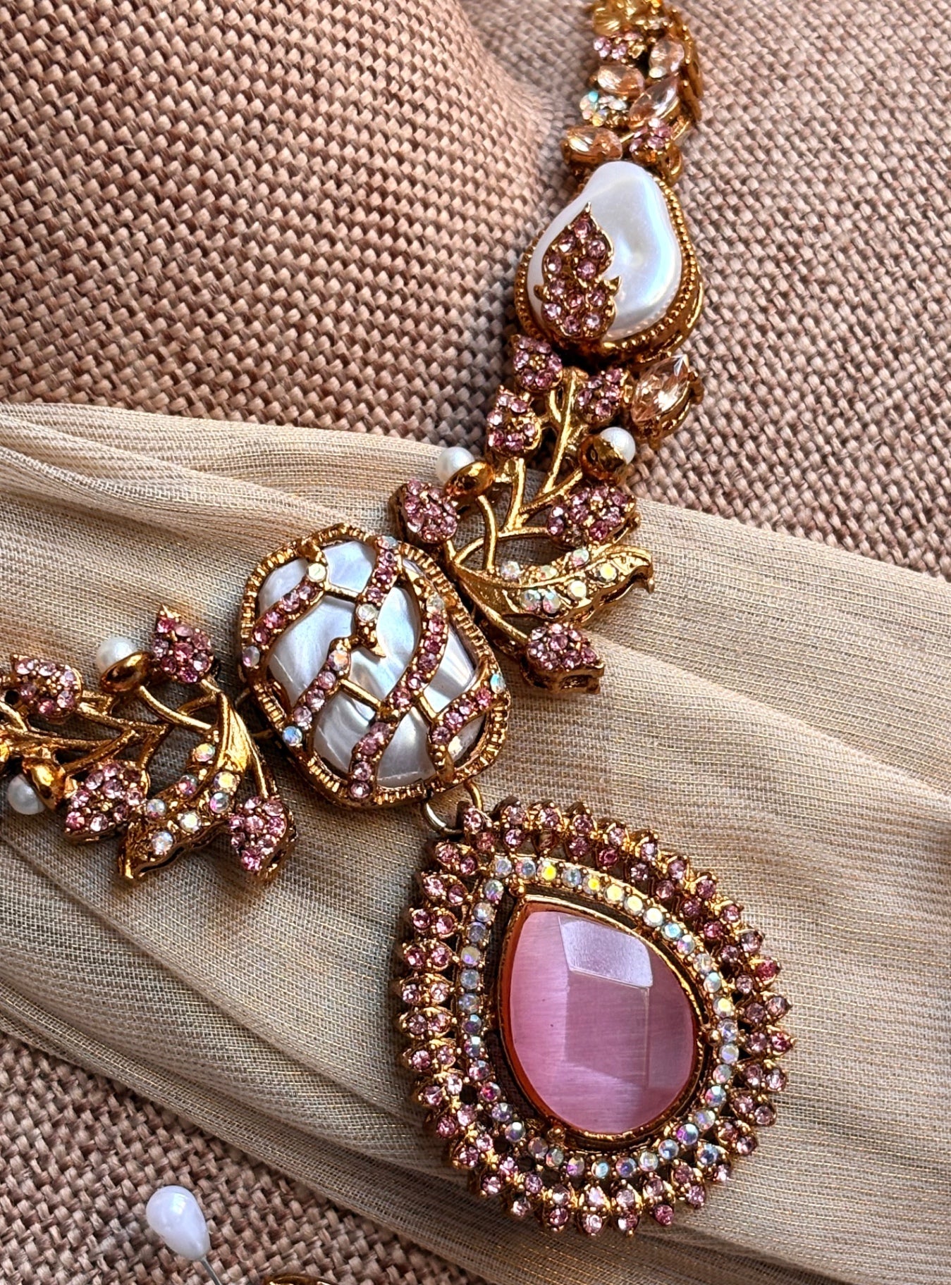 Stone Work Pink Jewellery Set Online in KSA Riyadh Saudi Arabia Oman Bahrain Qatar