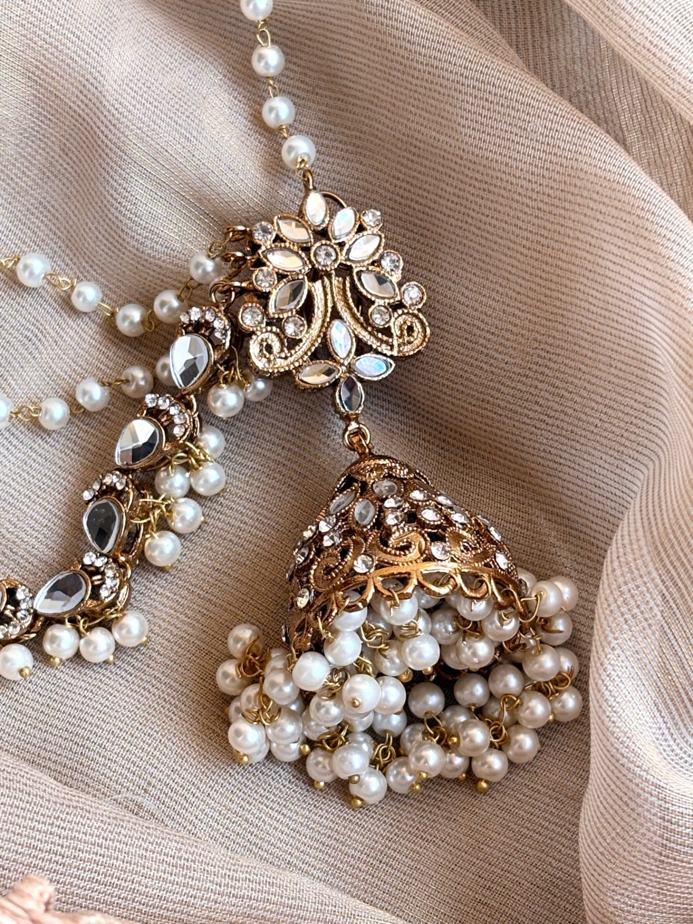 Stone Work Traditional Jhumka Earrings Tikka Online in KSA Riyadh Saudi Arabia Oman Bahrain Qatar