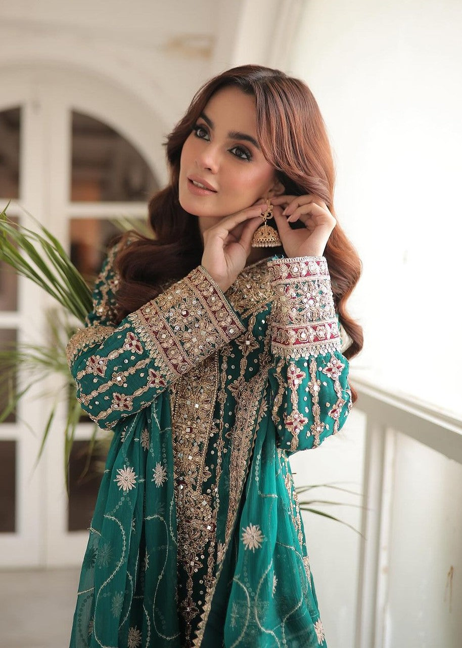 Straight Cut Kurta Embroidered Chiffon Suit Online in KSA Riyadh Saudi Arabia Oman Bahrain Qatar