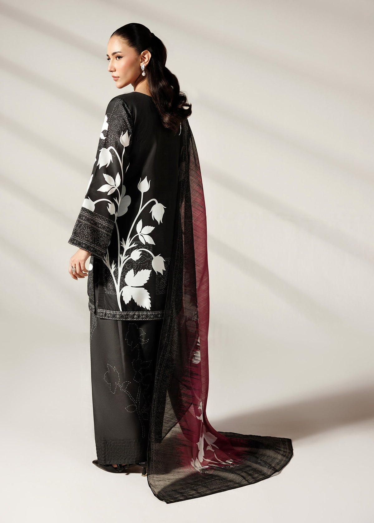 Stylish Black Farshi Shalwar Pakistani Outfit Online in Dubai DXB UAE Abudhabi Meena Bazaar
