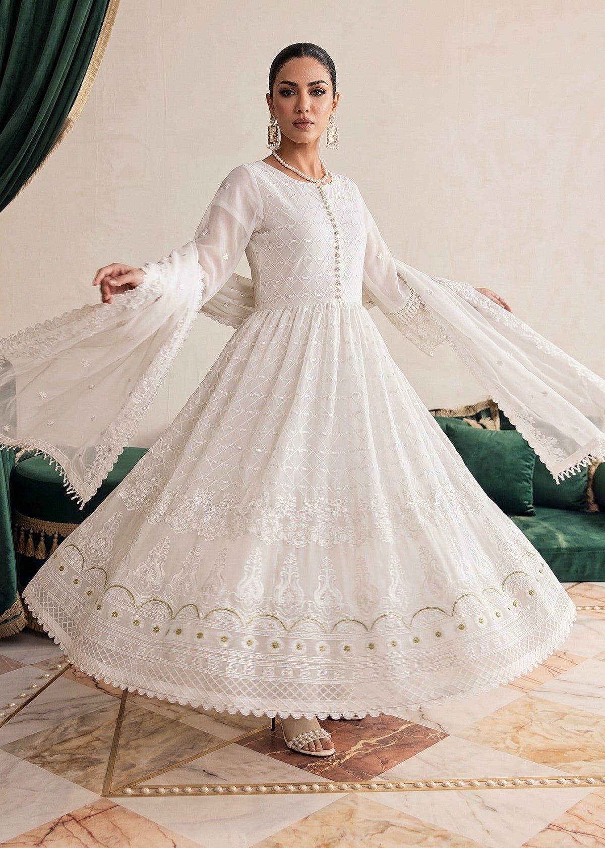 White Chiffon Pishwas Pakistani Suit Online in Dubai UAE Abudhabi Ajman Sharjah