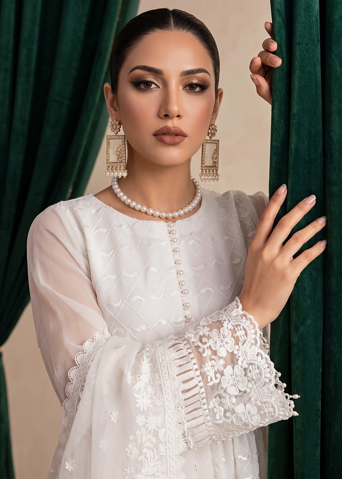 White Chiffon Pishwas Pakistani Suit Online in Dubai UAE Abudhabi Ajman Sharjah