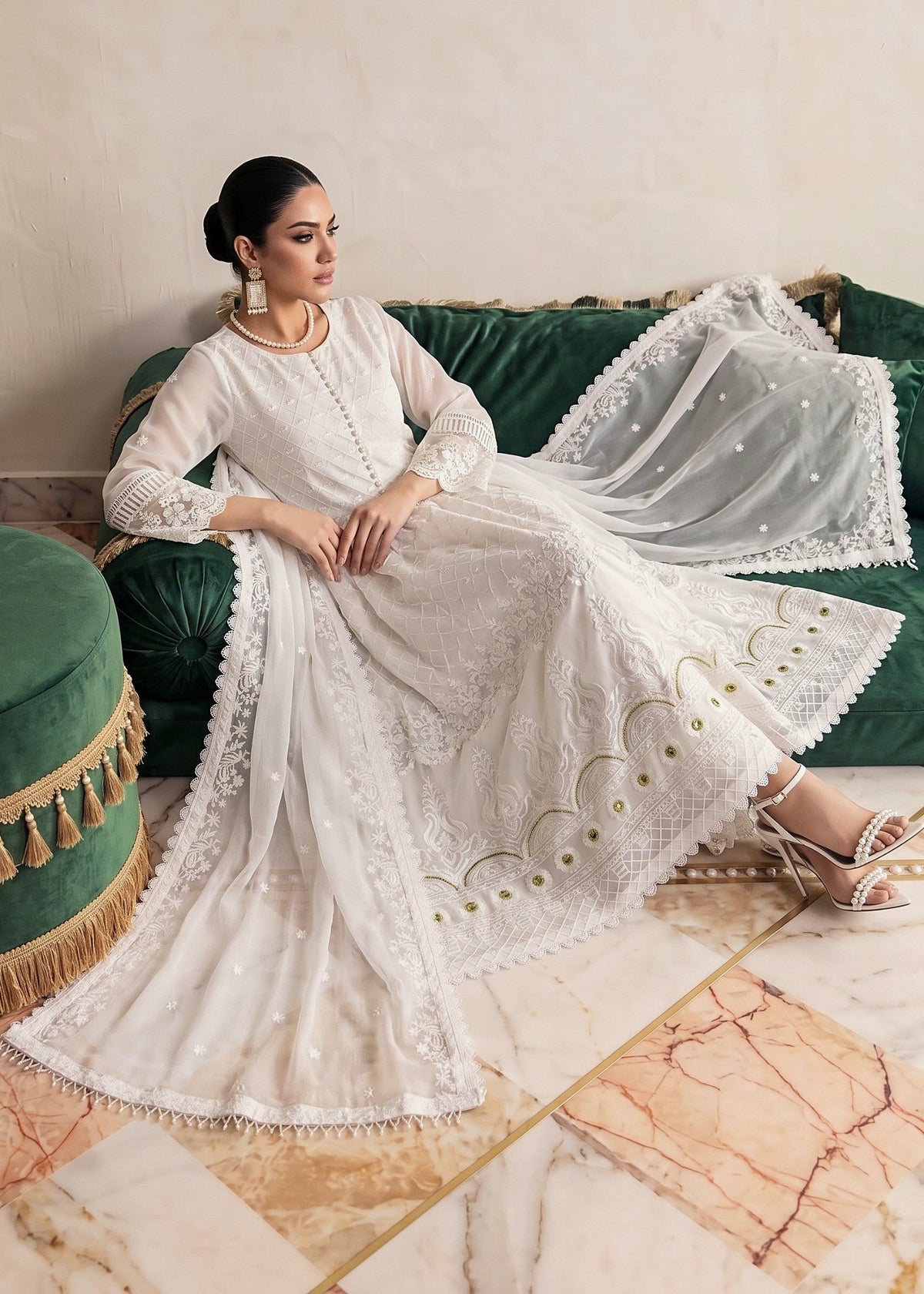 White Chiffon Pishwas Salwar Kameez Online in KSA Riyadh Saudi Arabia Oman Bahrain Qatar
