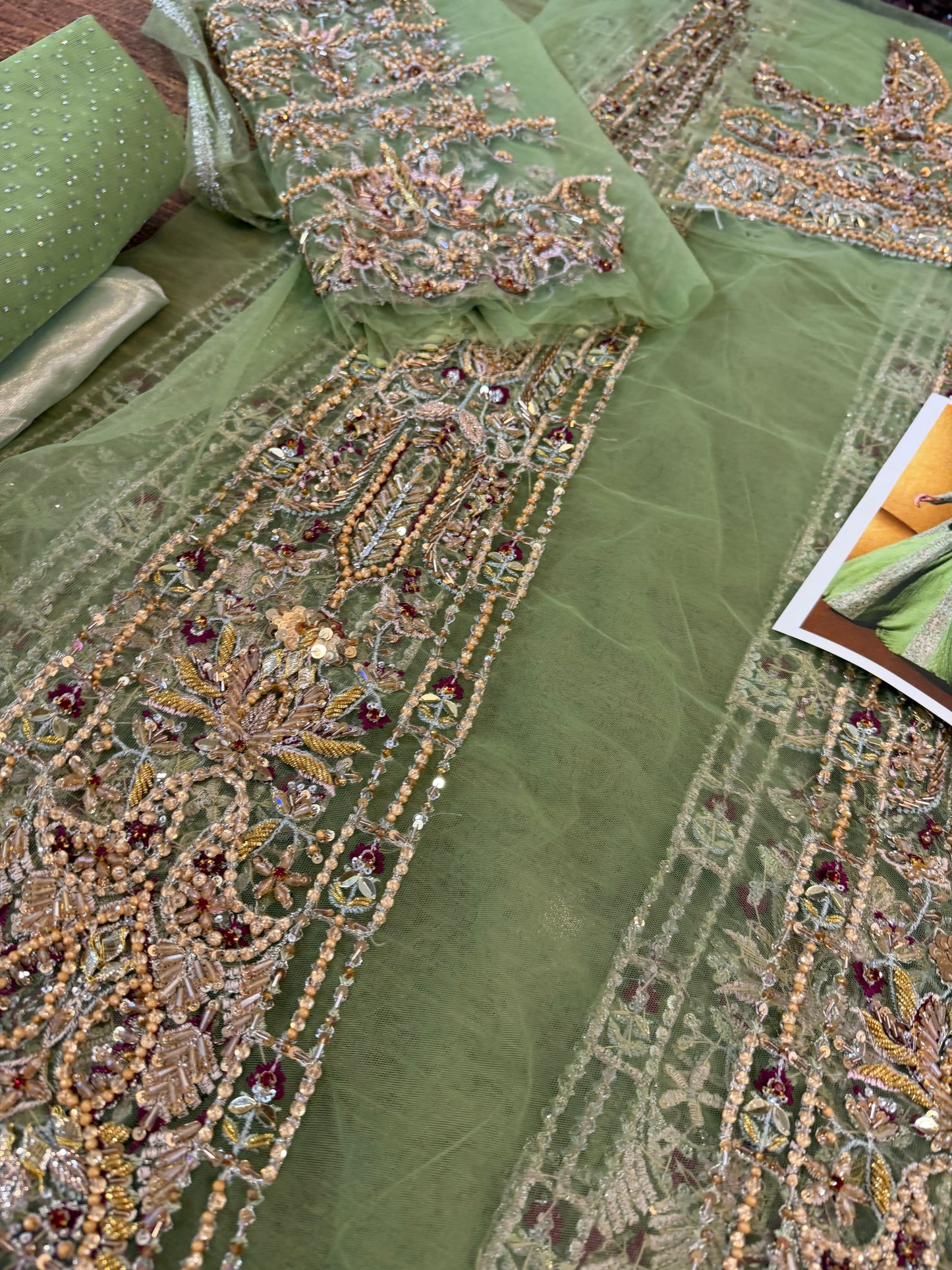 Suit Online in Dubai DXB UAE Abudhabi Meena Bazaar