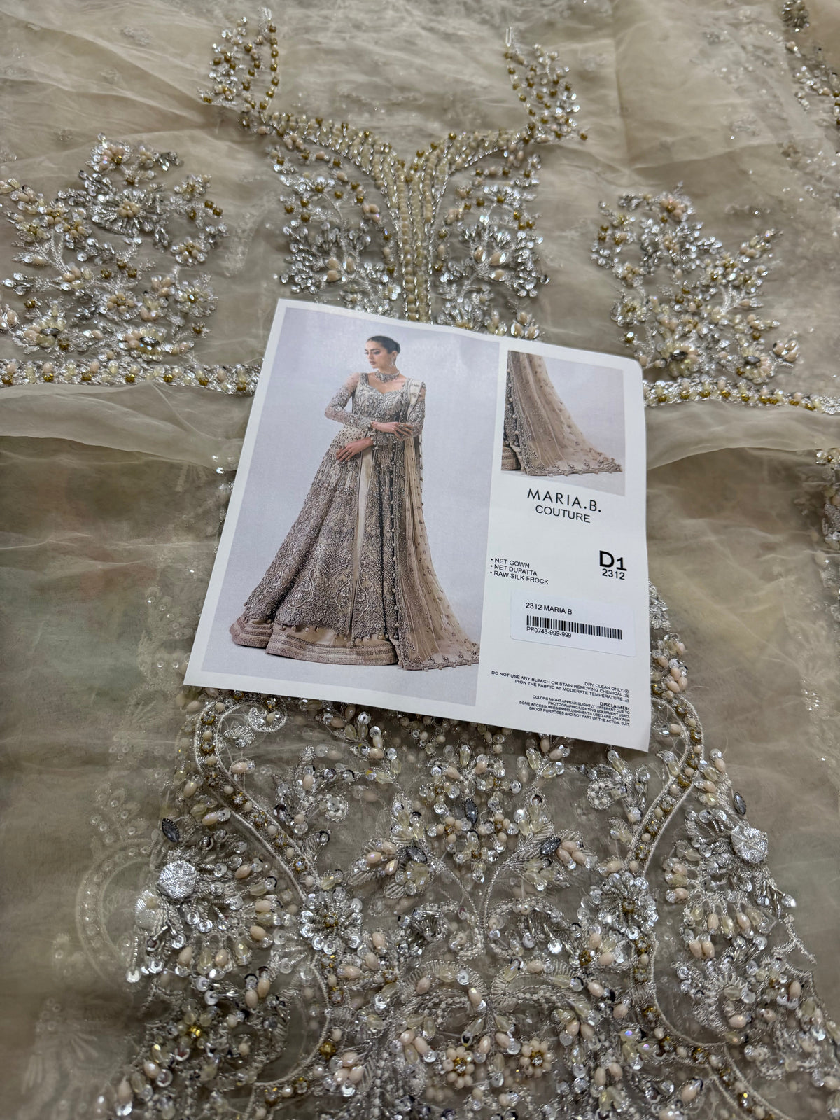 Suit Online in Dubai UAE Abudhabi Ajman Sharjah
