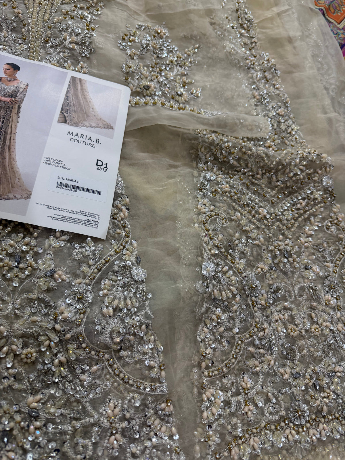 Suit Online in Dubai UAE Abudhabi Ajman Sharjah