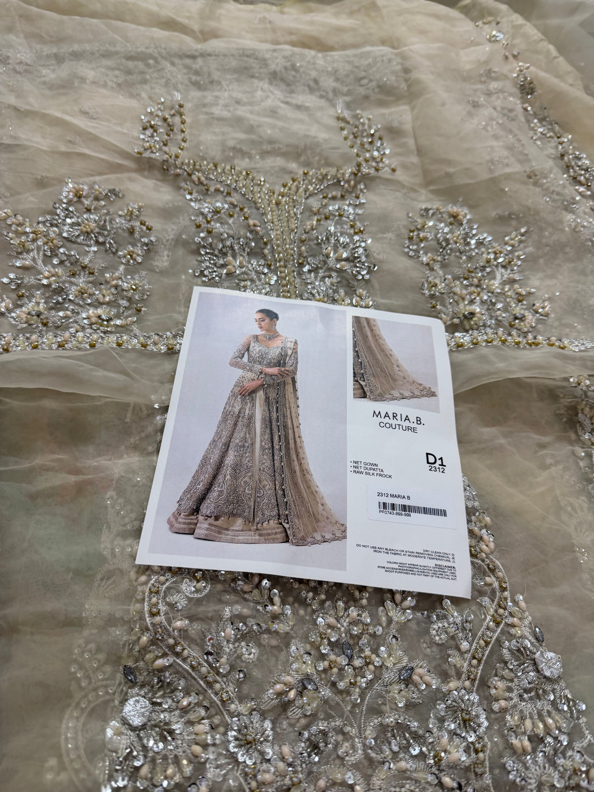 Suit Online in Dubai UAE Abudhabi Ajman Sharjah