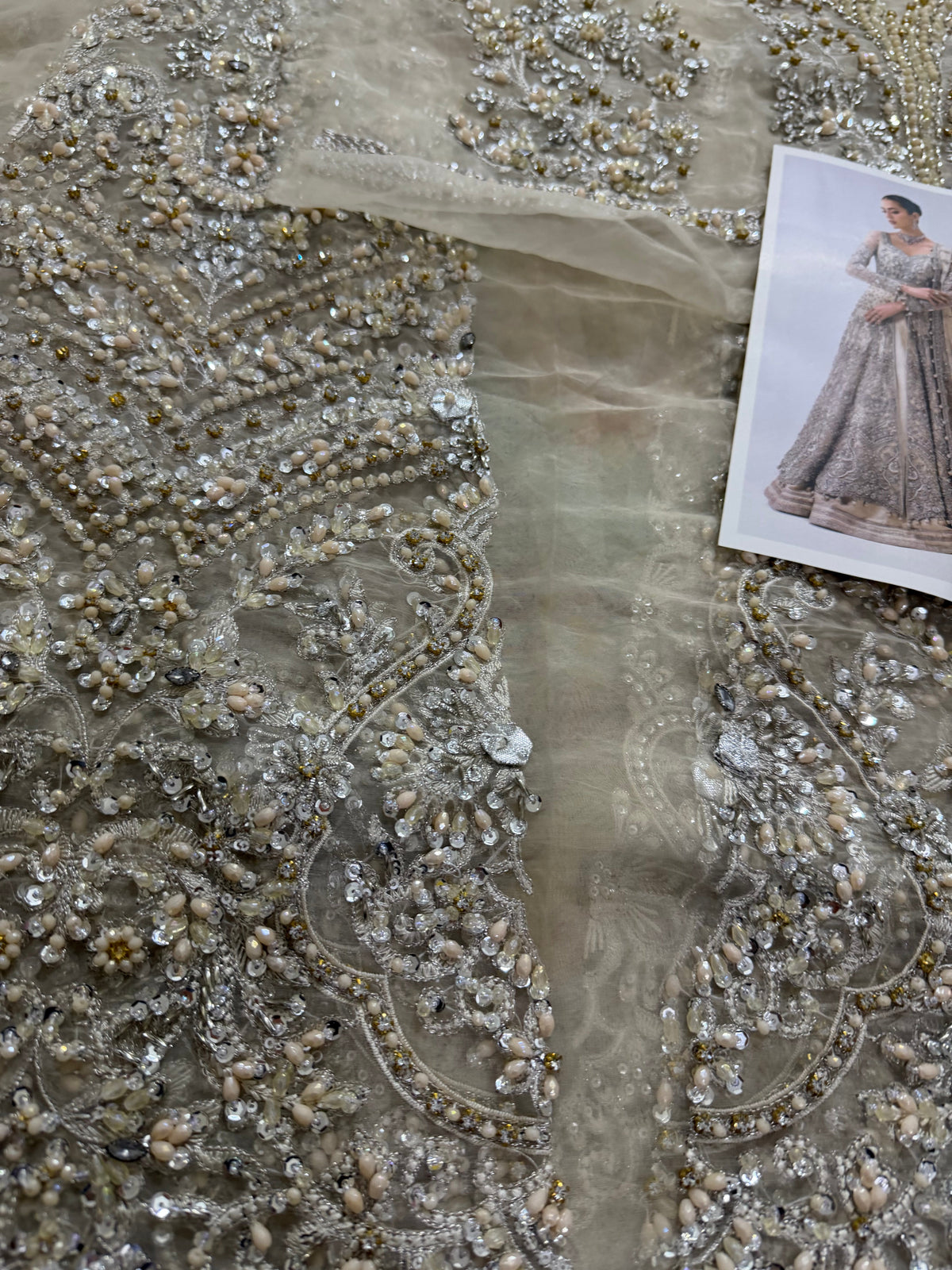 Suit Online in Dubai UAE Abudhabi Ajman Sharjah