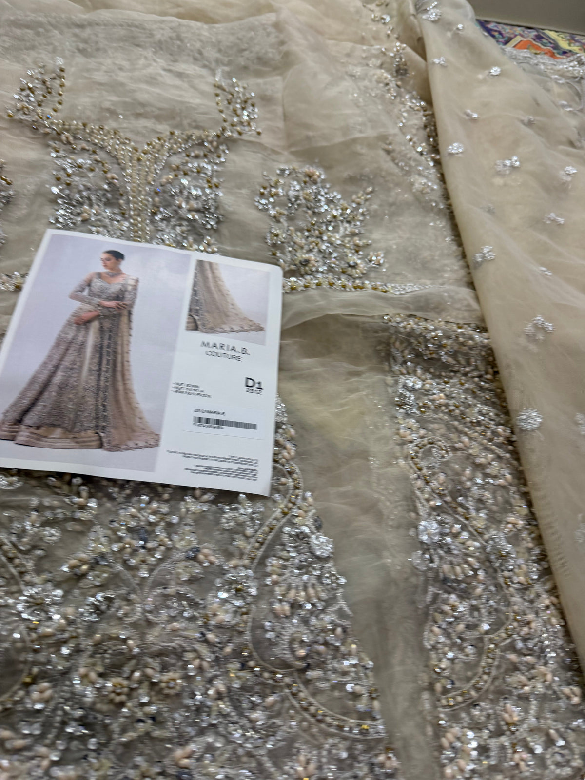 Suit Online in Dubai UAE Abudhabi Ajman Sharjah