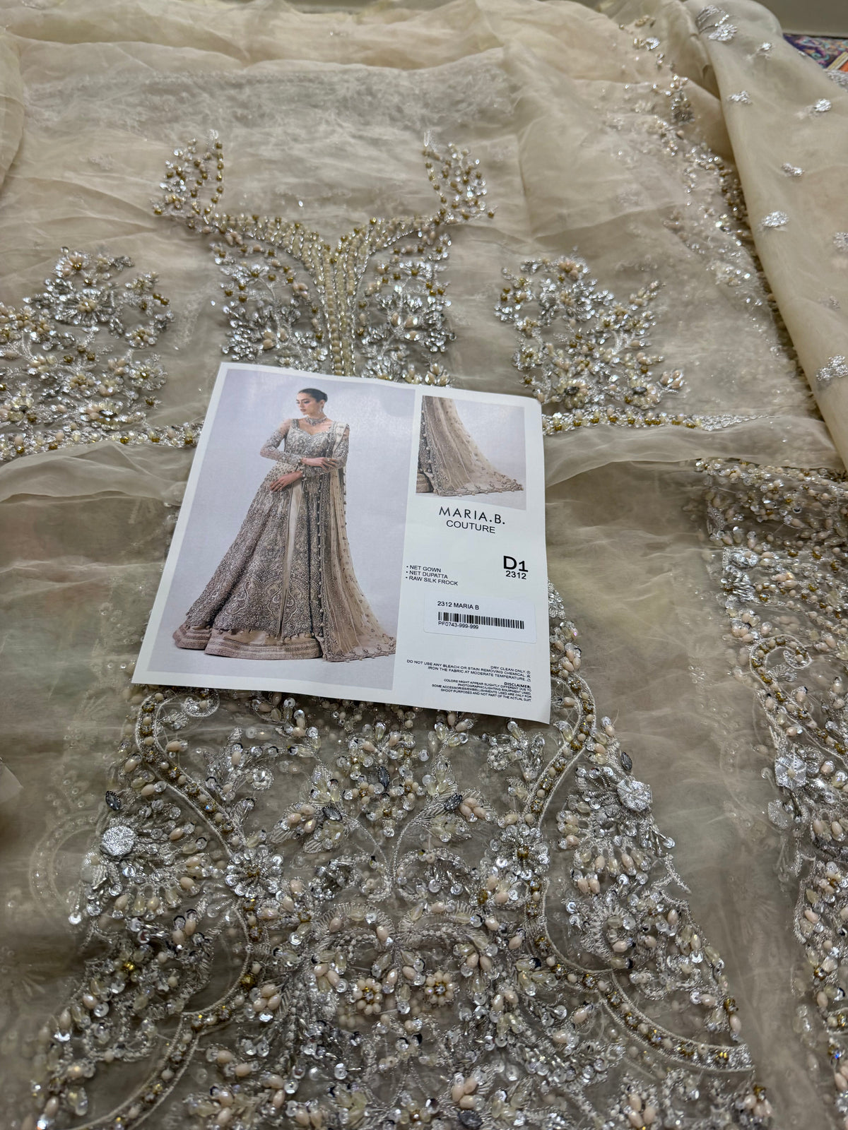 Suit Online in Dubai UAE Abudhabi Ajman Sharjah