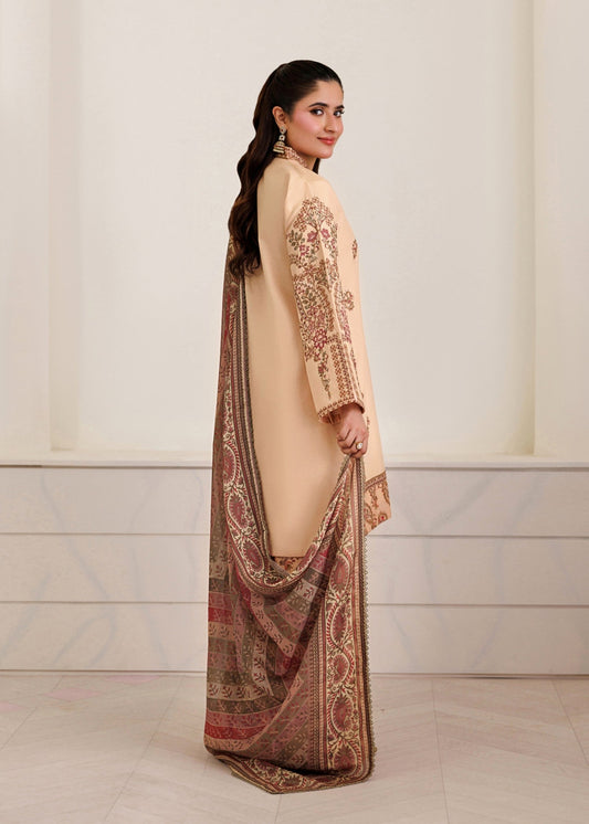 Summer Wear Peach Lawn Pakistani Salwar Kameez Online in KSA Riyadh Saudi Arabia Oman Bahrain Qatar