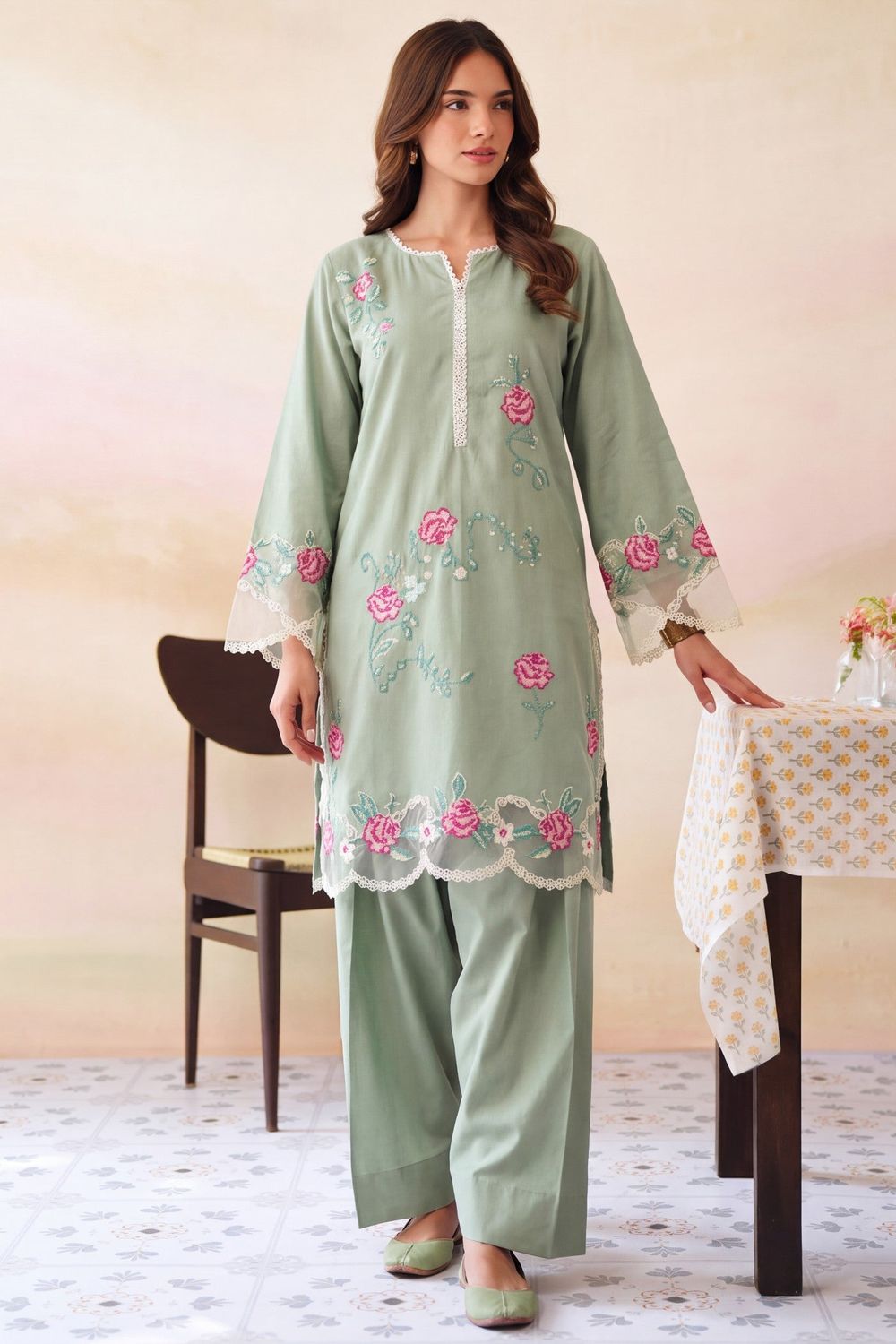 Tea Green Embroidered Dhanak Kurta Set Online in Dubai UAE Abudhabi Ajman Sharjah