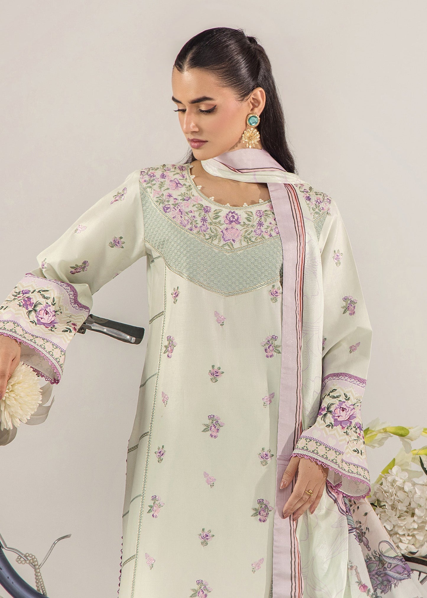 Tea Green Embroidered Lawn Three Piece Suit Online in Dubai UAE Abudhabi Ajman Sharjah