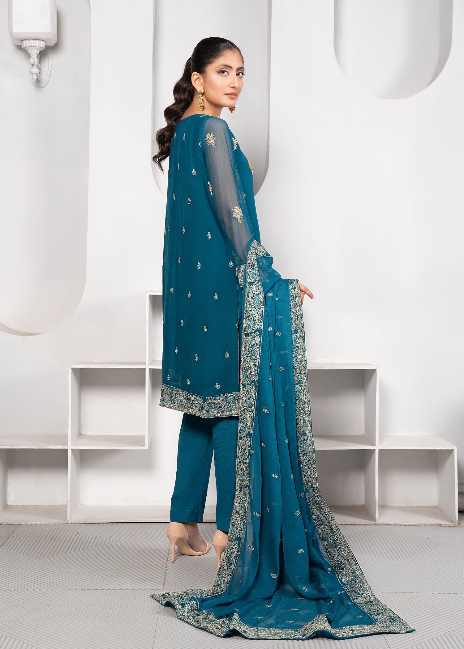 Teal Chiffon Embellished Salwar Kameez Online in KSA Riyadh Saudi Arabia Oman Bahrain Qatar