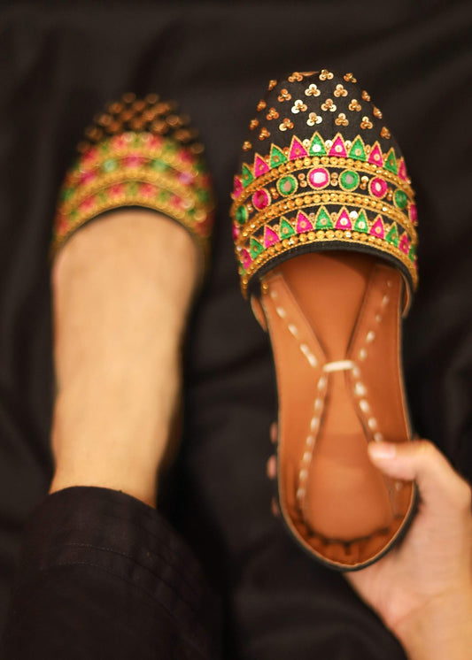 Traditional Khussa for Women Online in KSA Riyadh Saudi Arabia Oman Bahrain Qatar
