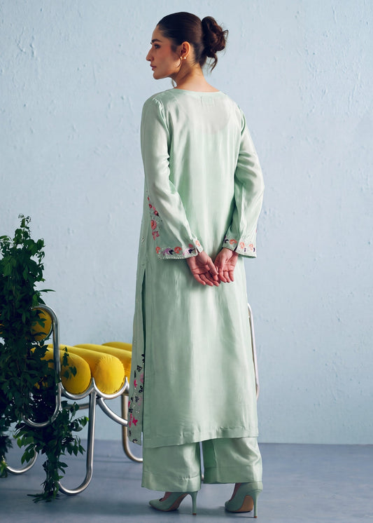 Tussar Silk Embroidered Kurta Set for Women Online in KSA Riyadh Saudi Arabia Oman Bahrain Qatar