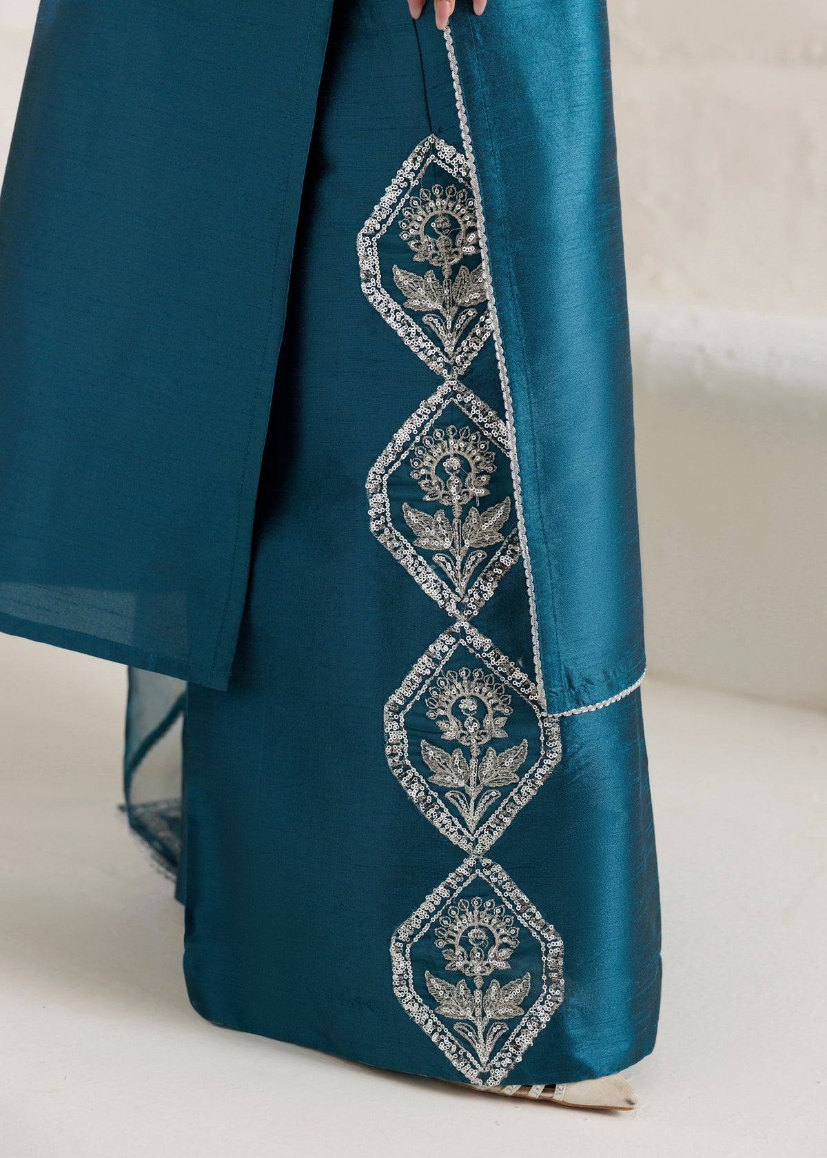 Twilight Blue Raw Silk Embroidered Designer Salwar Kameez Online in KSA Riyadh Saudi Arabia Oman Bahrain Qatar