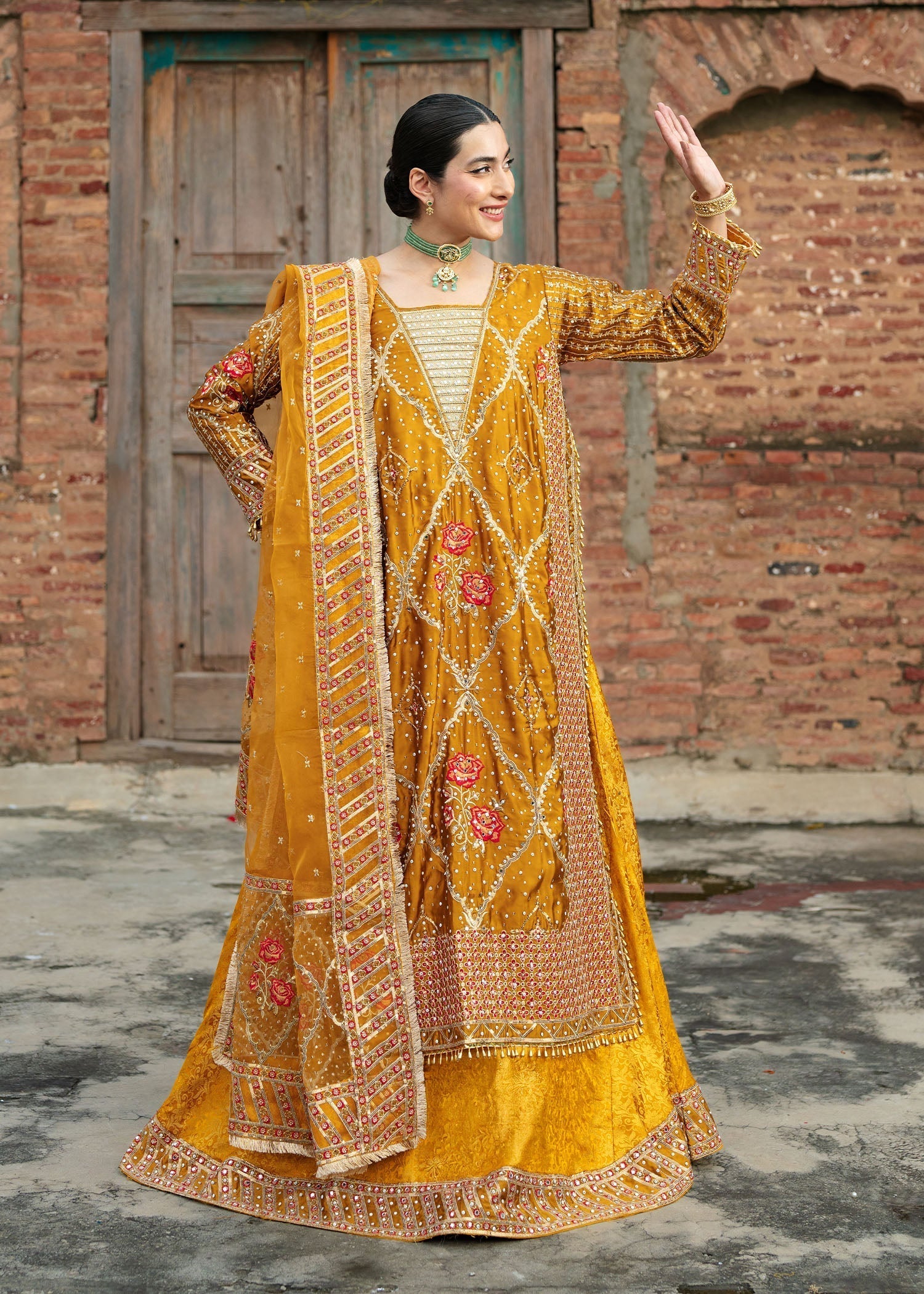 Wedding Guest Wear Mustard Organza Lehenga Online in KSA Riyadh Saudi Arabia Oman Bahrain Qatar