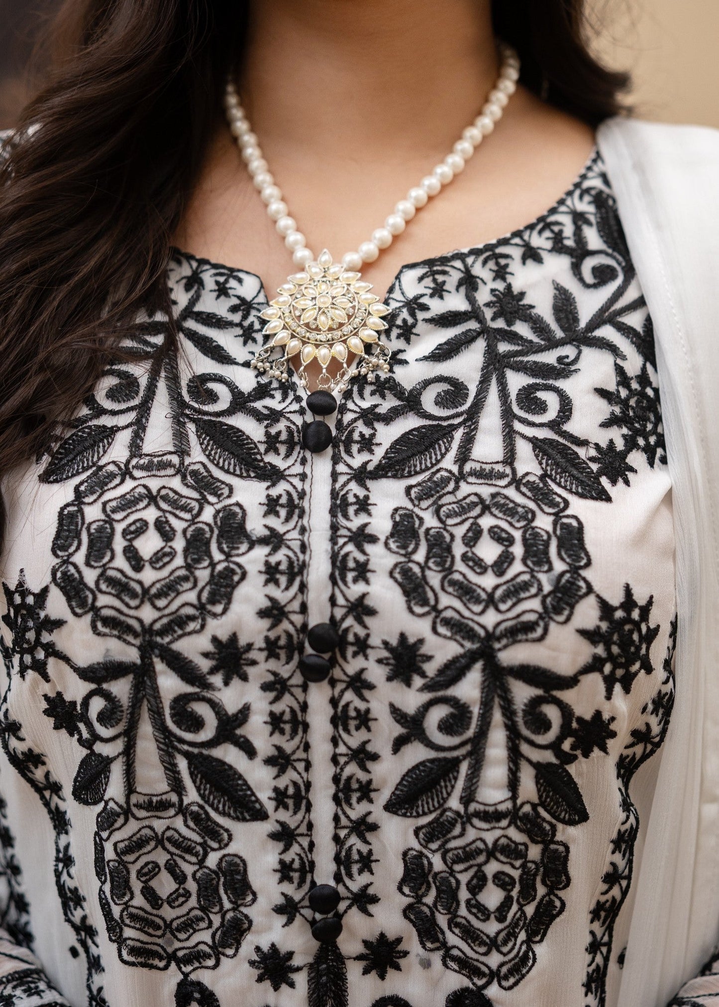 White Bemberg Crinkle Chiffon Embroidered 3 Piece Suit Online in Dubai UAE Abudhabi Ajman Sharjah